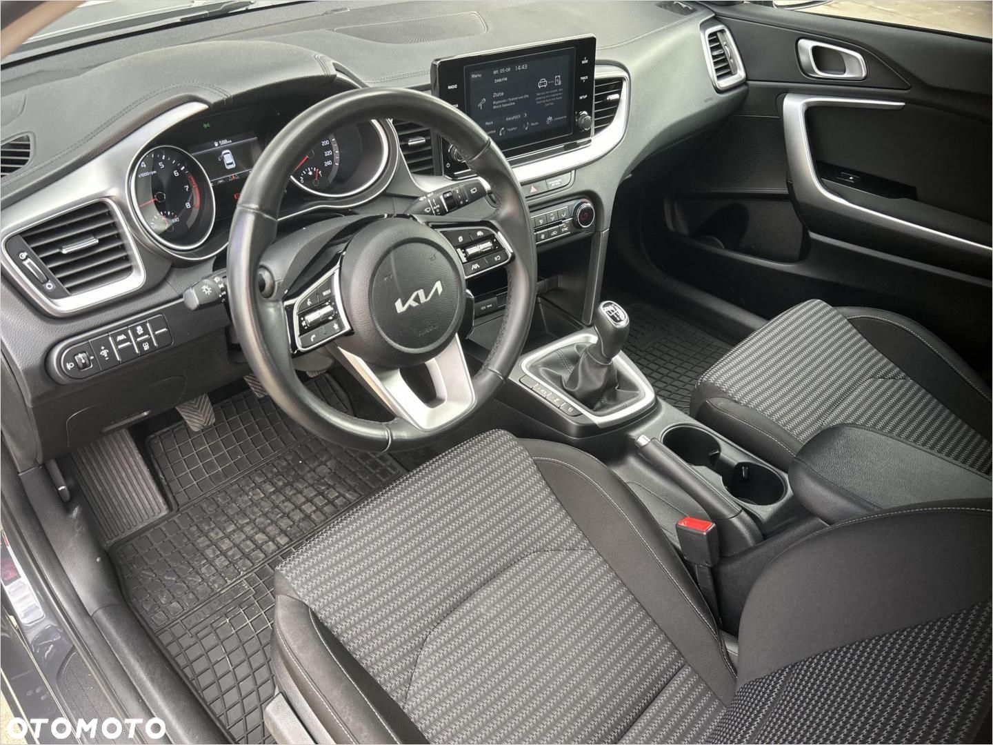 Kia Ceed 1.5 T-GDI M - 16