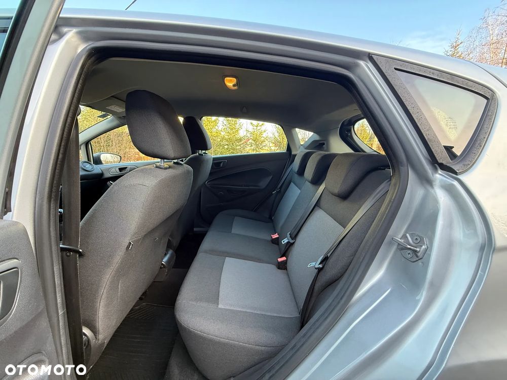 Ford Fiesta 1.25 Silver X plus - 20