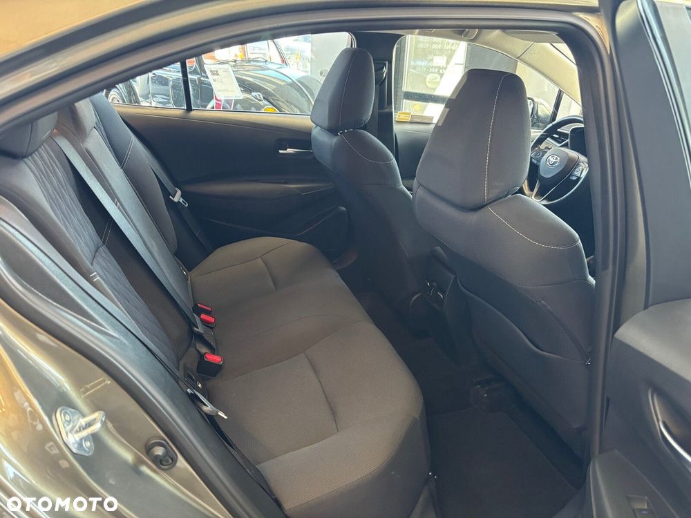 Toyota Corolla - 30