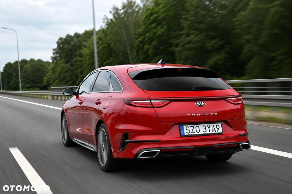Kia ProCeed - 17