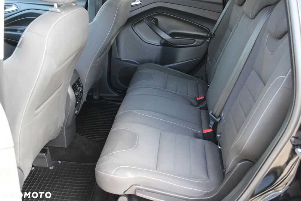 Ford Kuga 2.0 TDCi 4x4 Titanium - 23