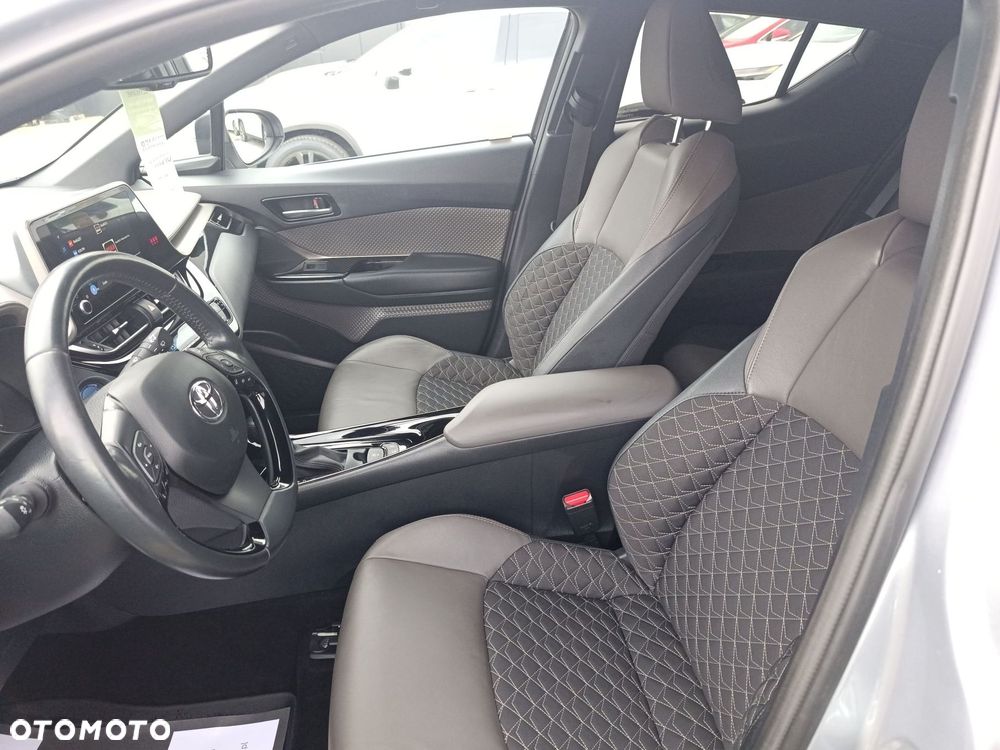 Toyota C-HR - 28