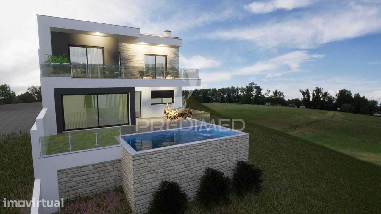 Terreno na Lameira com projecto de construção aprovado para comprar - Grande imagem: 2/18