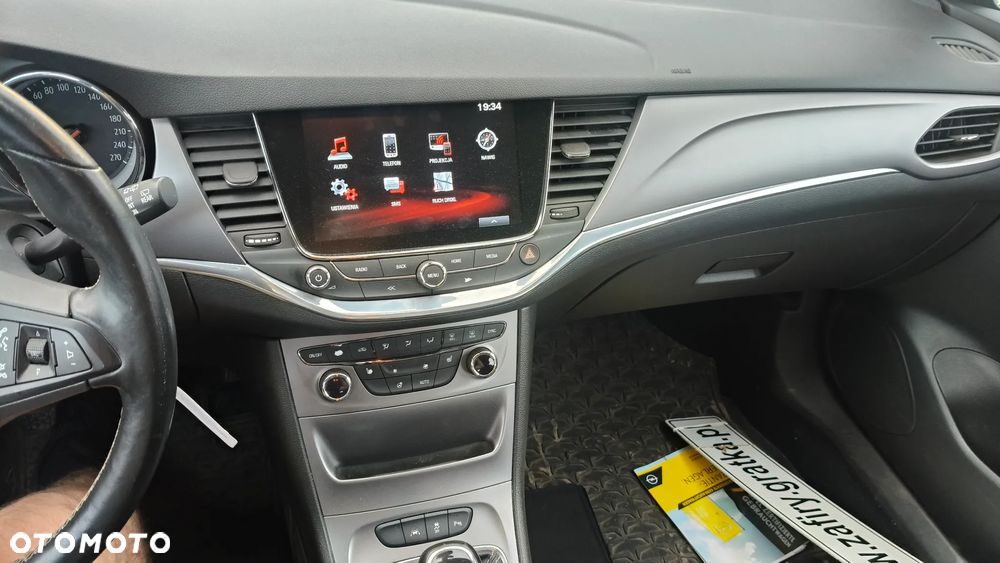 Opel Astra 1.4 Turbo Start/Stop Dynamic - 18