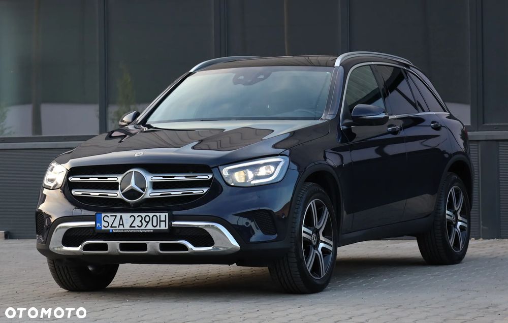 Mercedes-Benz GLC 300 e 4Matic 9G-TRONIC - 37