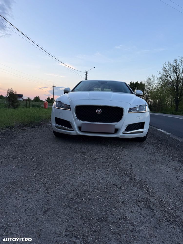 Jaguar XF - 1