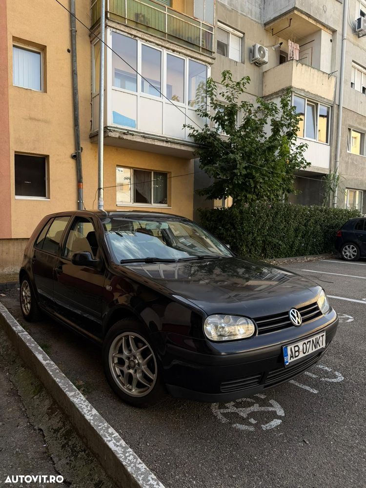 Volkswagen Golf 1.4 - 1