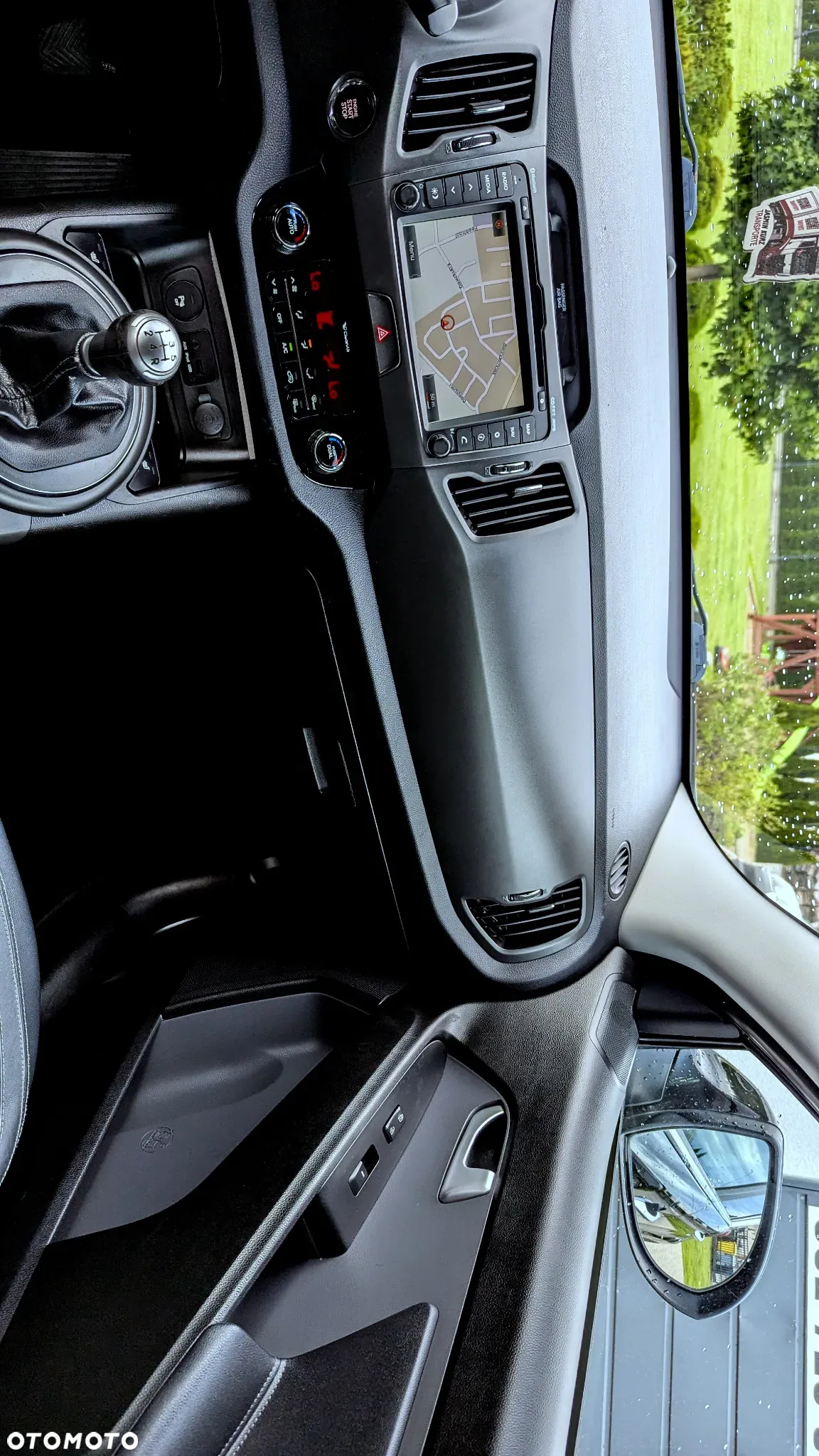 Kia Sportage 2.0 L 2WD - 9