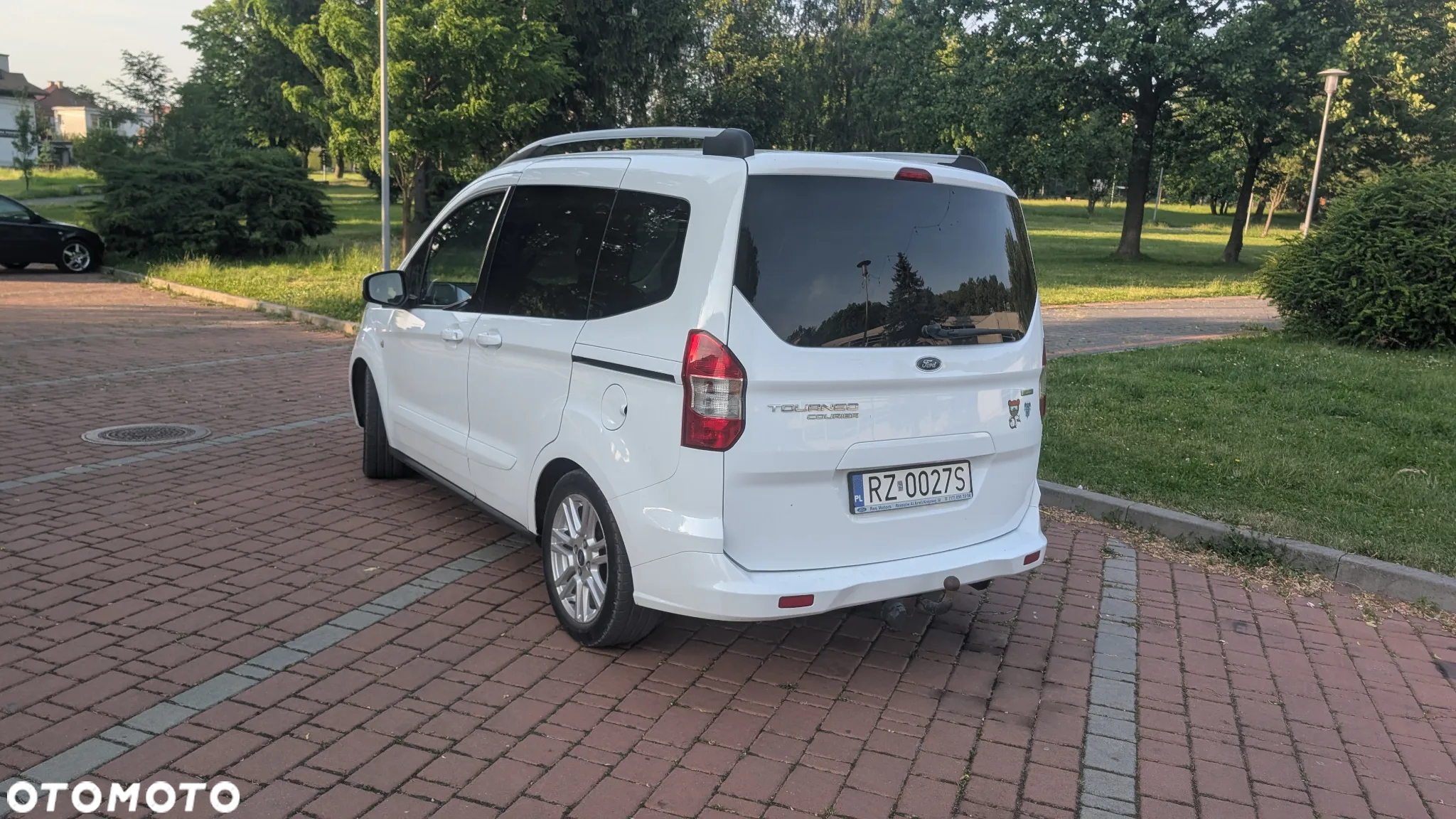 Ford Tourneo Courier 1.0 EcoBoost Titanium - 5