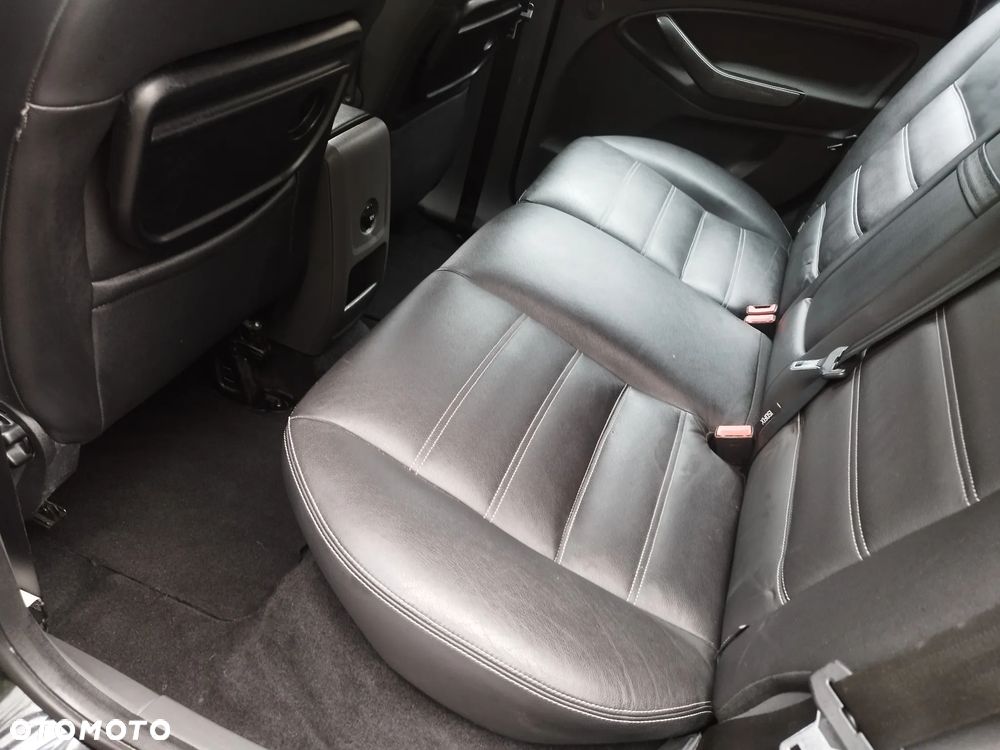 Ford Kuga 2.0 TDCi Titanium - 14
