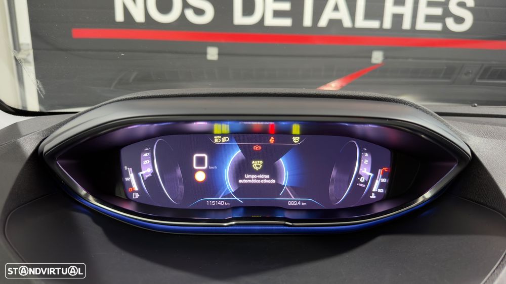 Peugeot 3008 1.2 PureTech Allure - 21