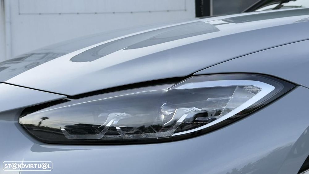 BMW i4 eDrive40 - 12