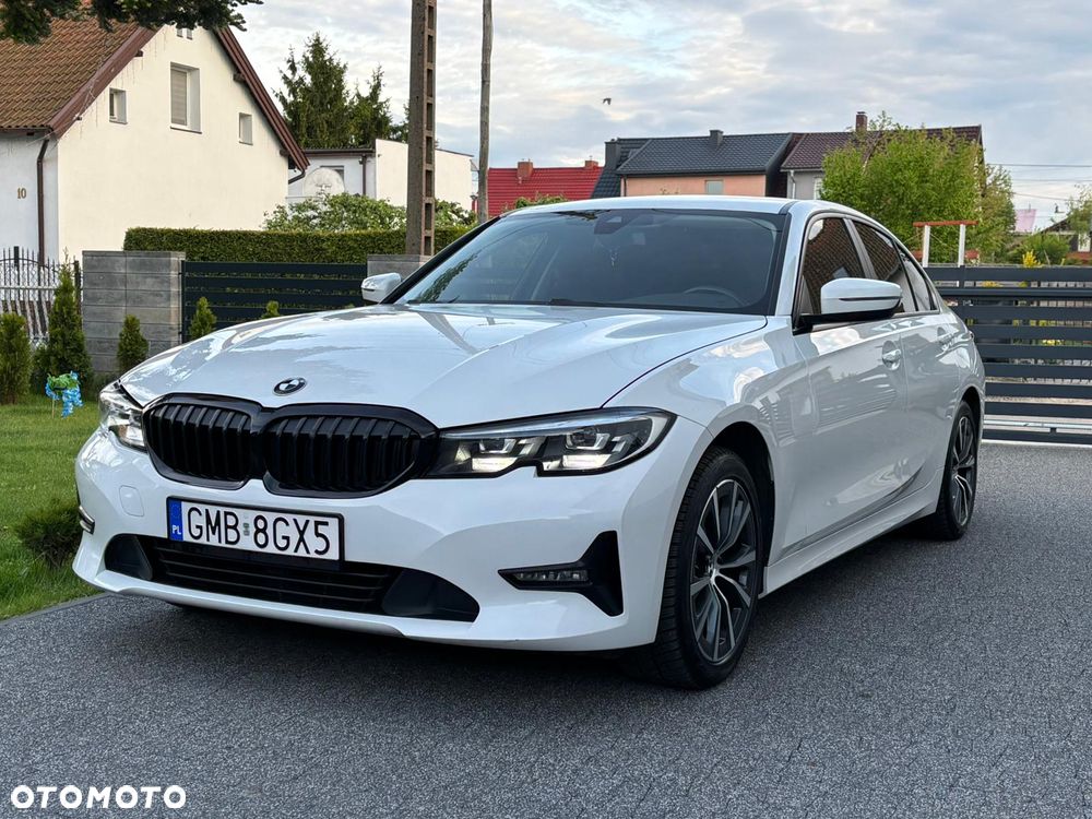 BMW Seria 3 318i - 13