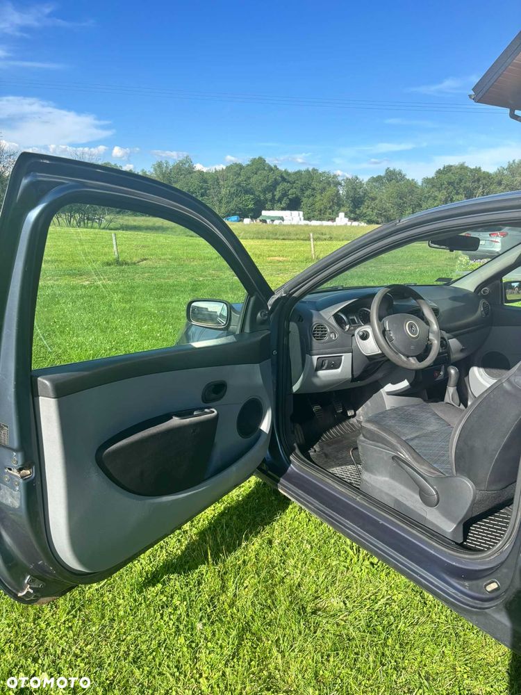 Renault Clio - 4