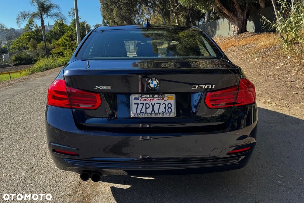 BMW Seria 3 330i Sport Line sport - 7