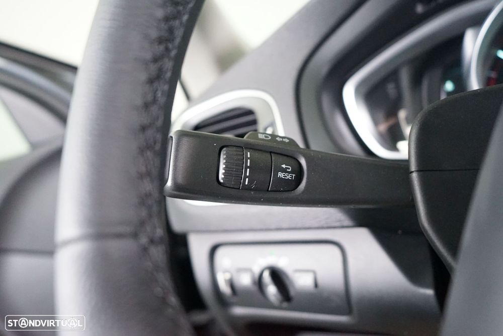 Volvo V40 1.6 D2 Summum - 25