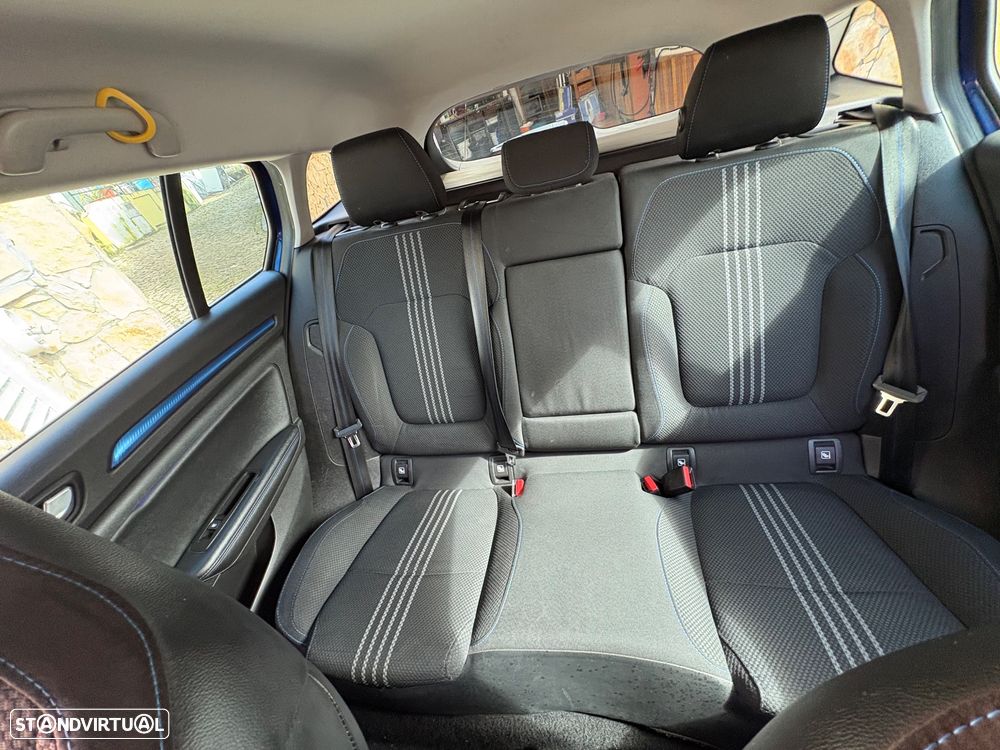Renault Mégane Sport Tourer 1.6 dCi GT EDC - 12
