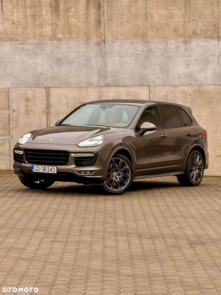 Porsche Cayenne GTS Tiptronic S - 1