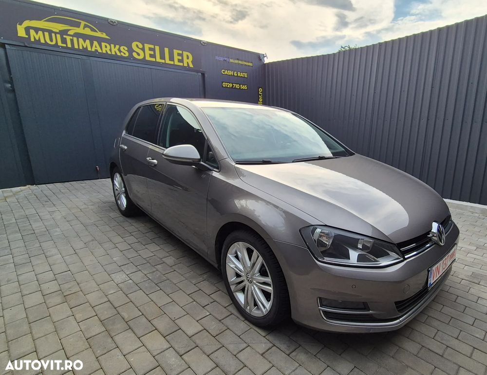 Volkswagen Golf 1.6 TDI Highline - 21