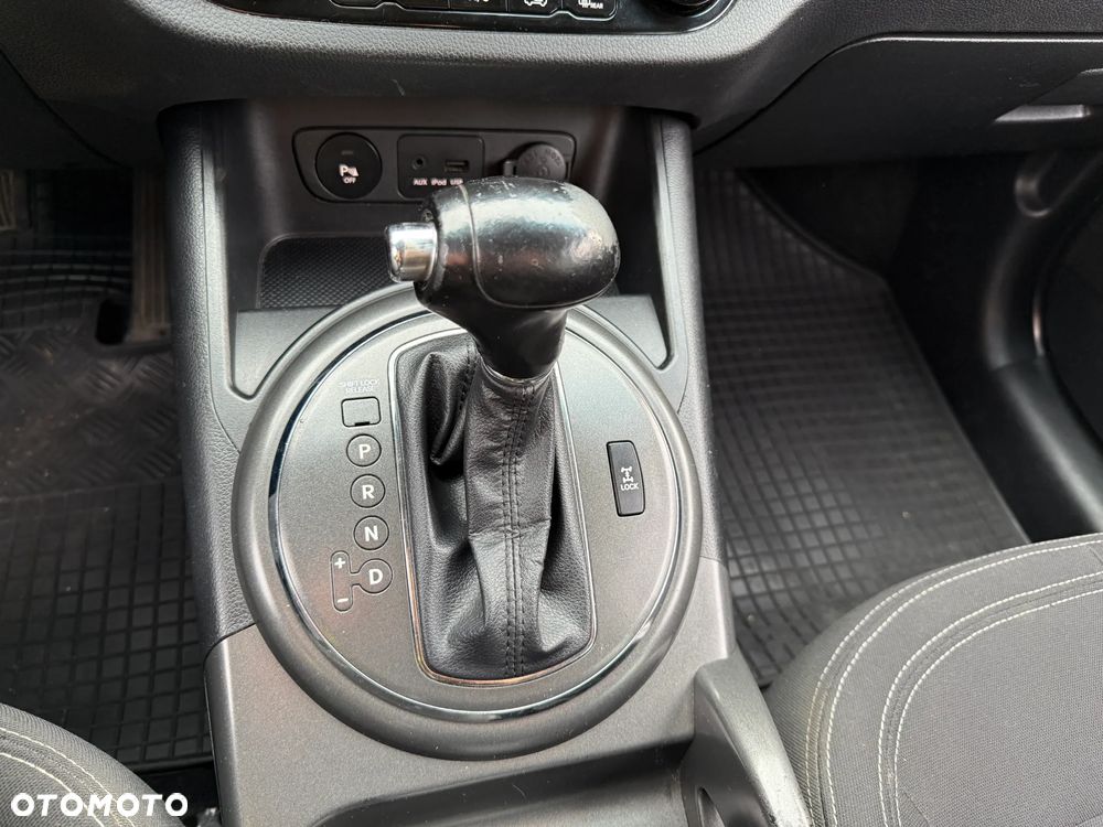 Kia Sportage 2.0 CRDI XL - 24