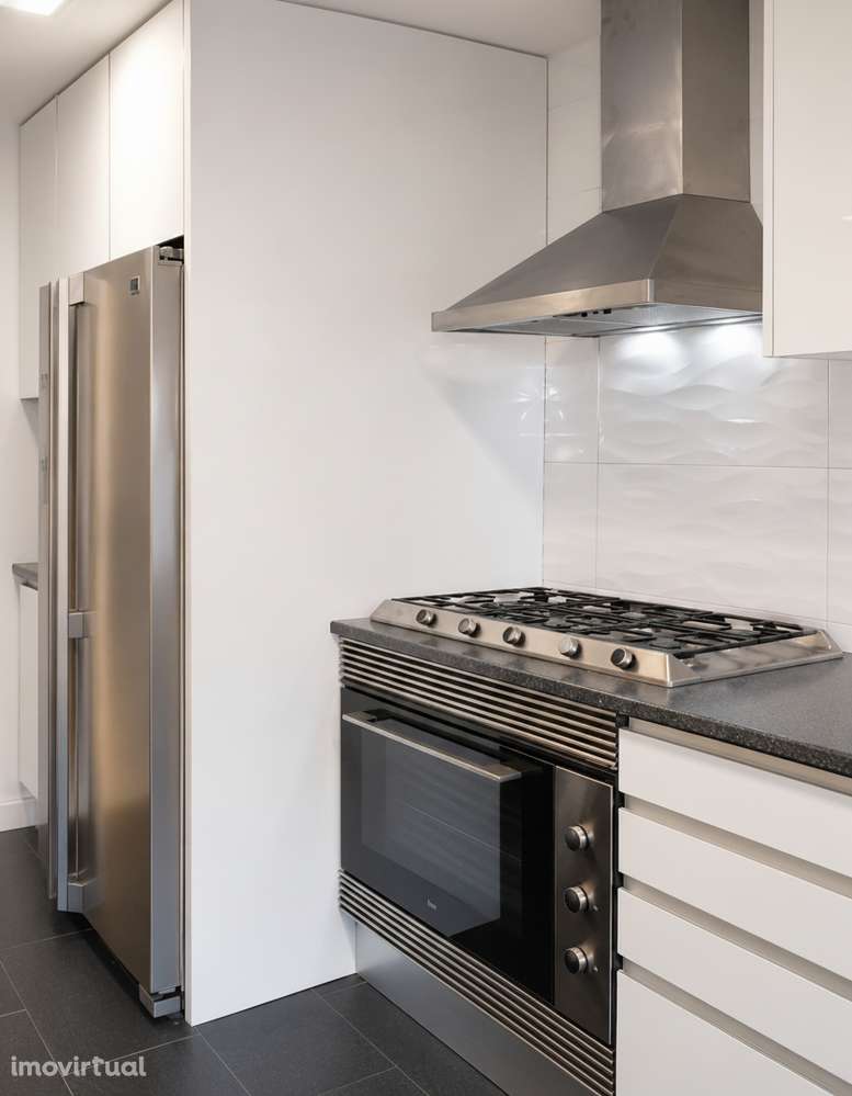 T4 para família ou relocação | Metro 2 min + Centro Lisboa a 15 min - Grande imagem: 2/12