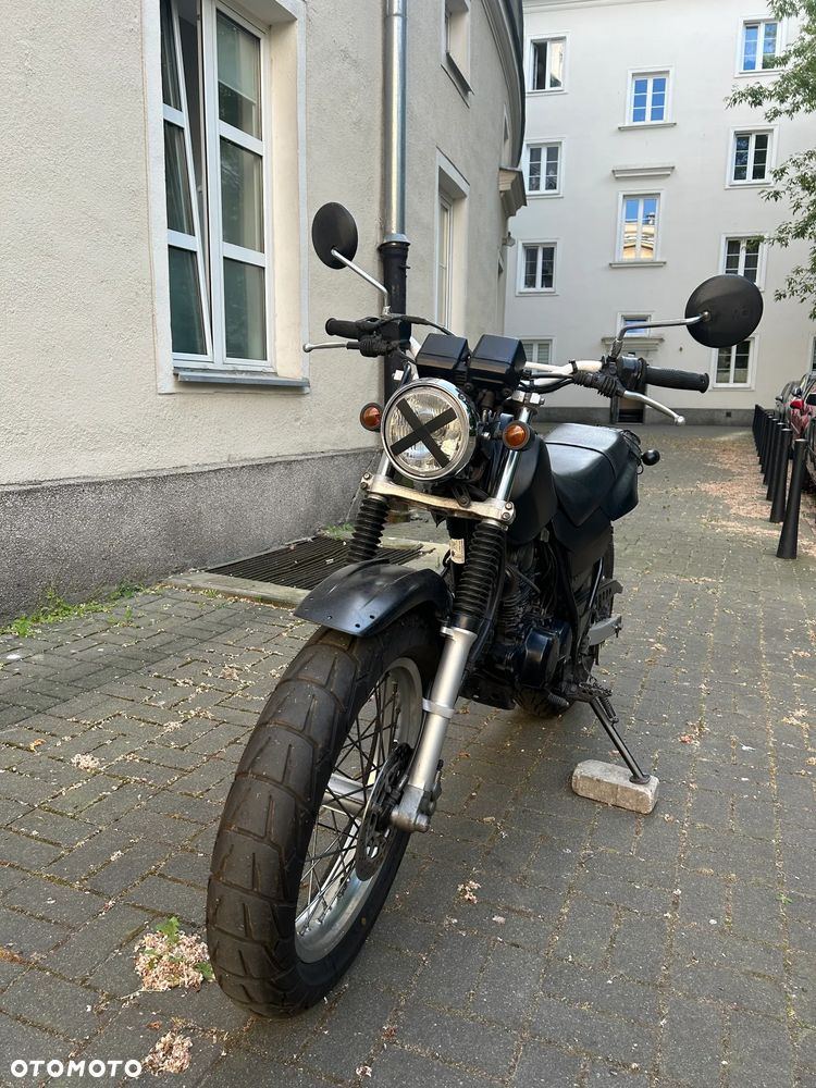 Yamaha TW - 6