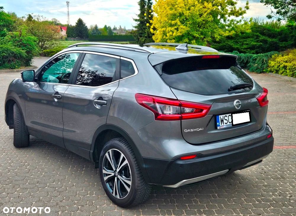 Nissan Qashqai 1.6 DCi Xtronic TEKNA - 9