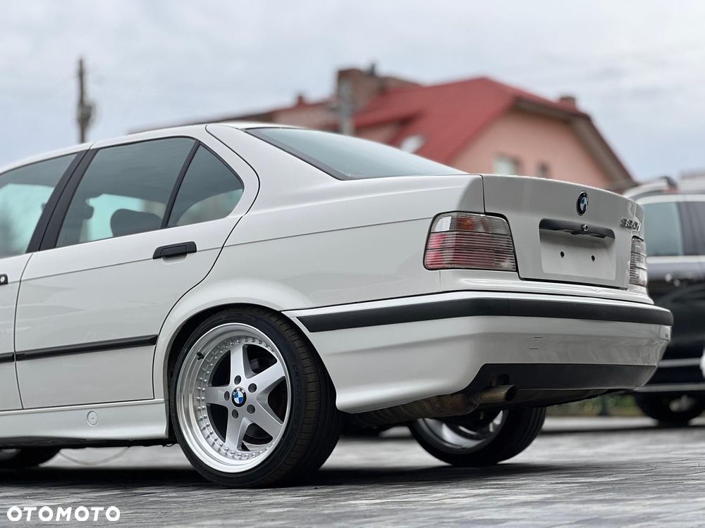 BMW Seria 3 - 7