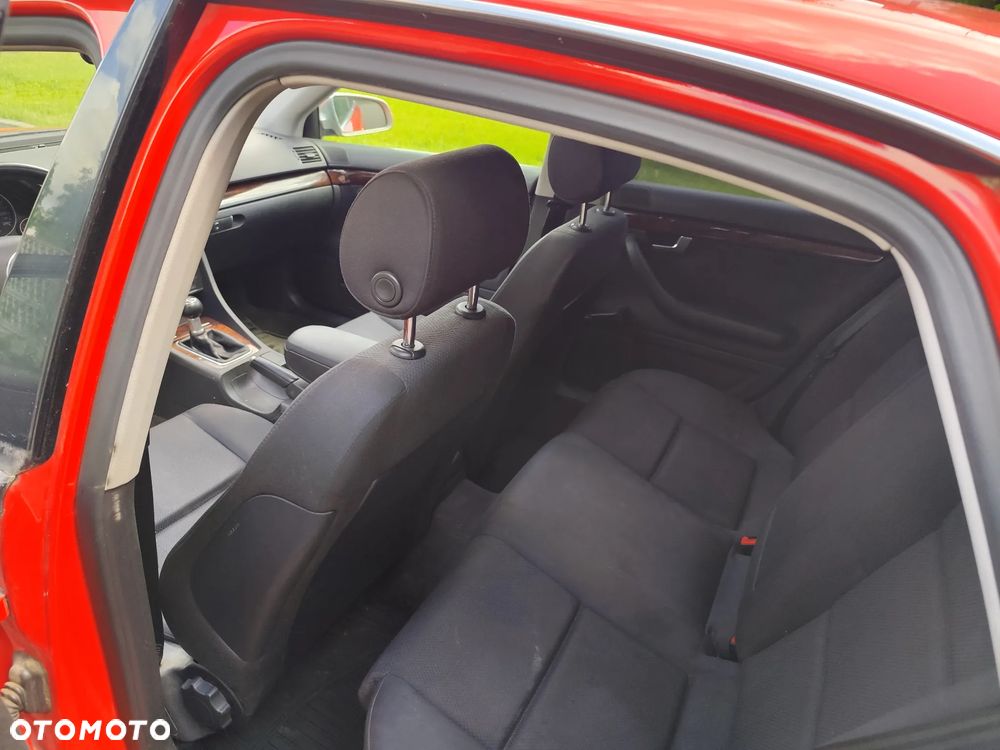 Audi A4 Avant - 4