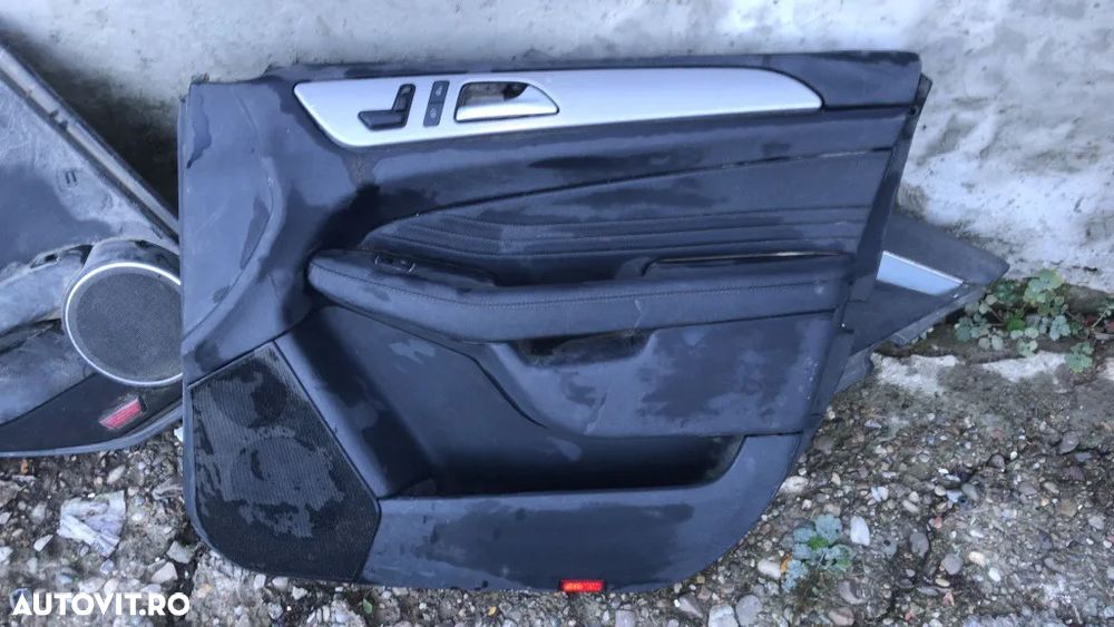 Fata de portiera stanga/dreapta spate, dreapta fata Mercedes ML W166 DUPA 2012 - 2