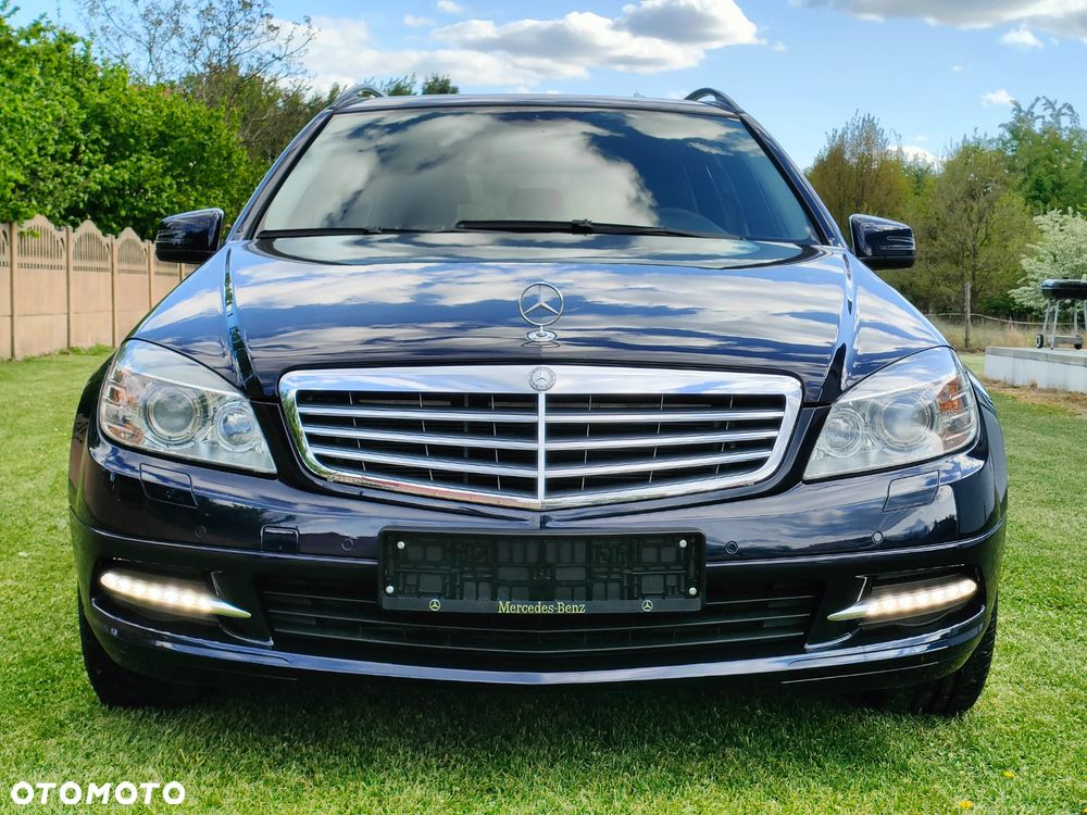 Mercedes-Benz Klasa C 200 CDI DPF (BlueEFFICIENCY) Avantgarde - 5