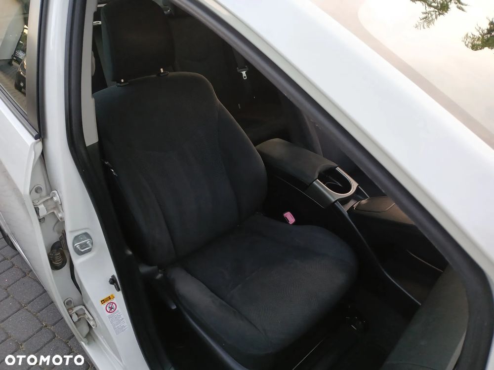 Toyota Prius - 19