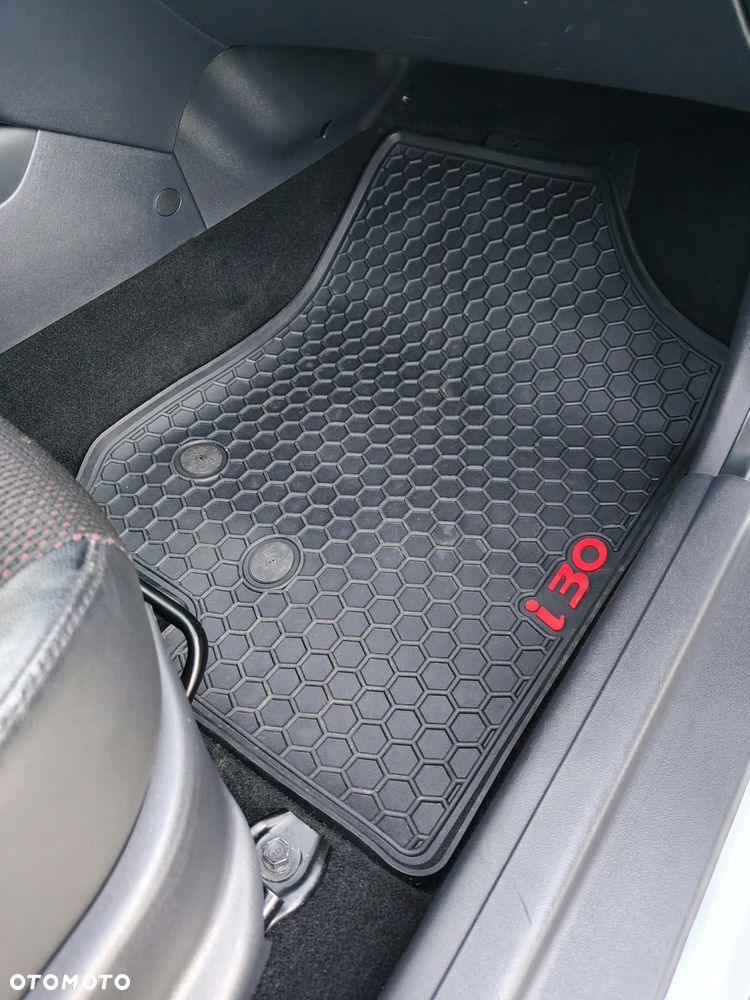 Hyundai i30 - 15