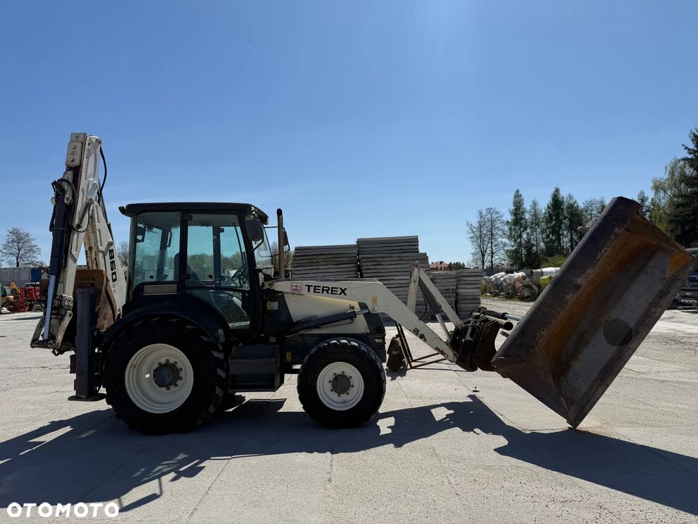 Terex 860 / 2012 / Uchylna Przednia Łyżka / Szybkozłącza - 28