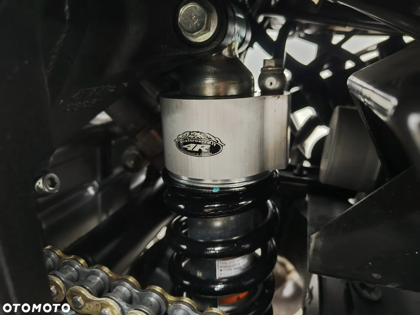 Suzuki V-STROM - 24