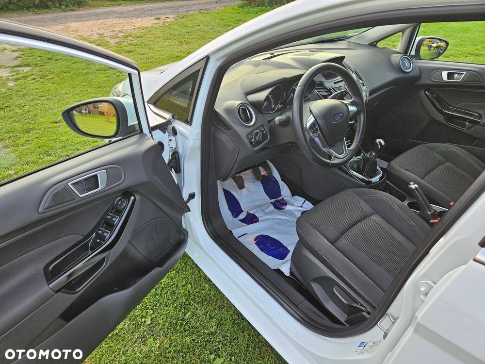 Ford Fiesta 1.0 EcoBoost S&S TITANIUM - 7