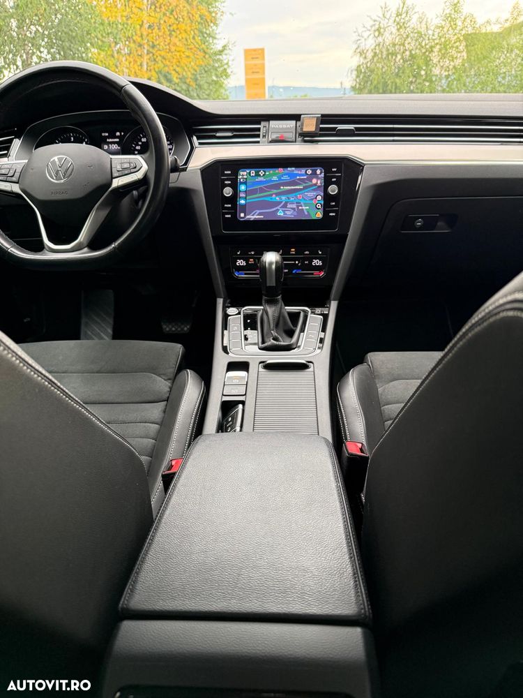 Volkswagen Passat 2.0 TDI SCR DSG Elegance - 12