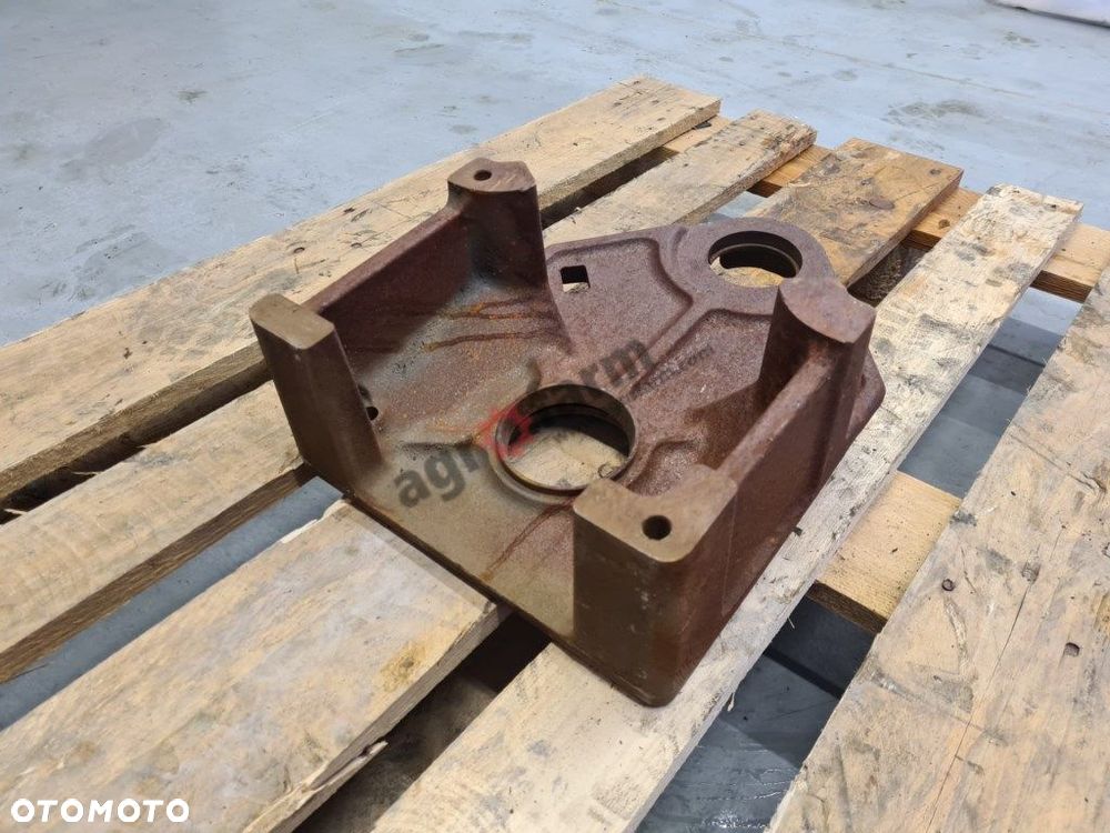 OBUDOWA PTO R93494 JOHN DEERE 7600 7700 7800 - 1