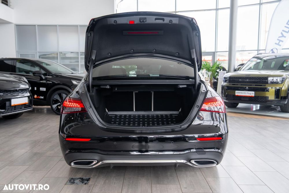 Mercedes-Benz E 220 d 4Matic 9G-TRONIC Avantgarde - 15