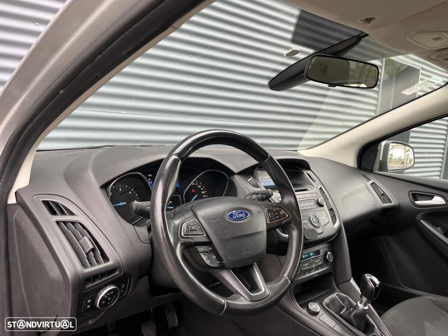 Ford Focus 1.5 TDCi Trend+ - 2