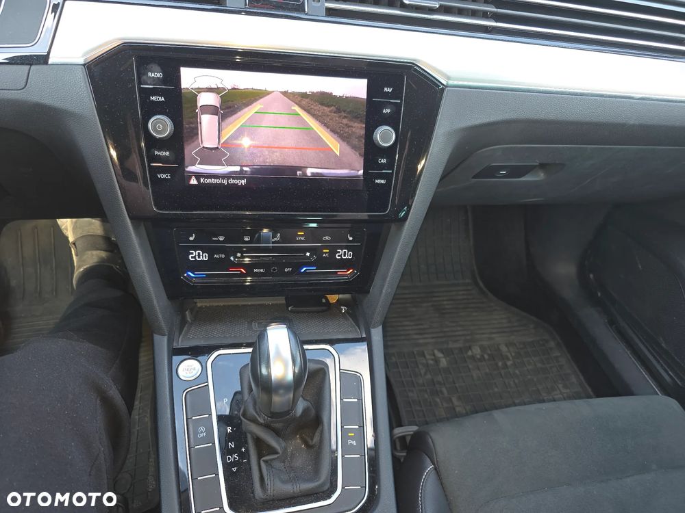 Volkswagen Passat Variant - 14