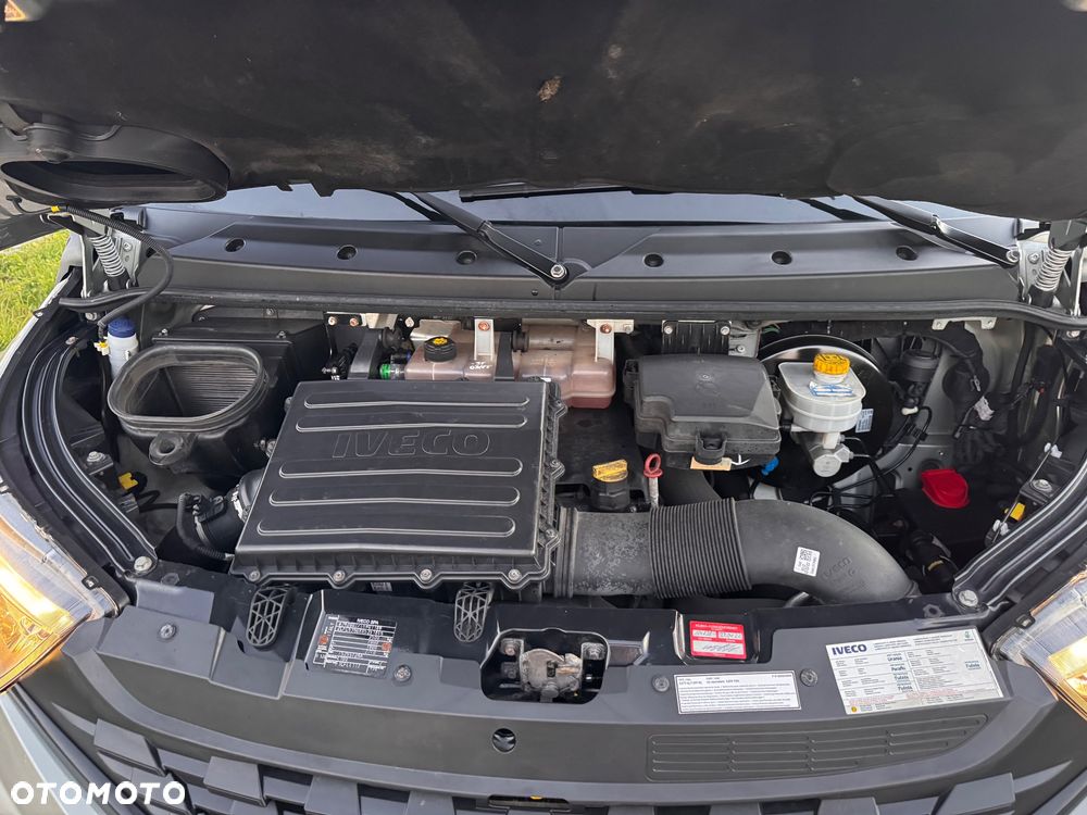 Iveco Daily 35s18 3.0 Kontener z Windą drzwi boczne - 16