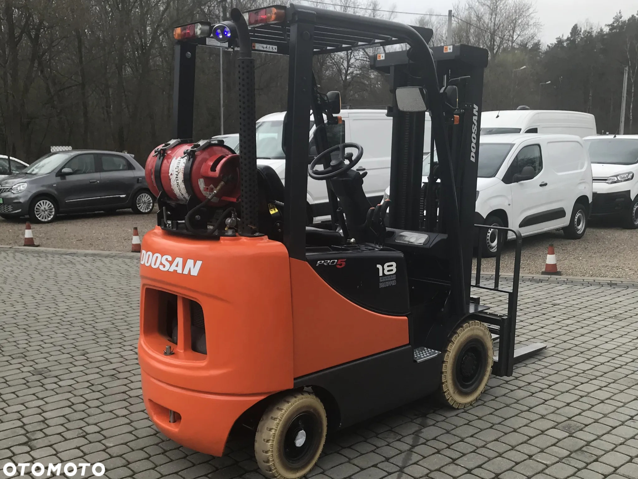 Doosan G18S-5 - 3
