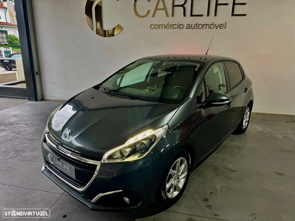 Peugeot 208 1.2 PureTech Style - 1