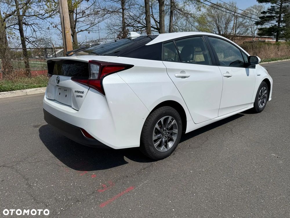 Toyota Prius 1.8 Hybrid Premium - 3