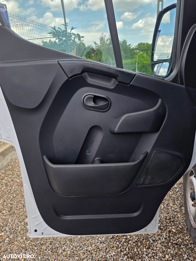 Renault MASTER - 12