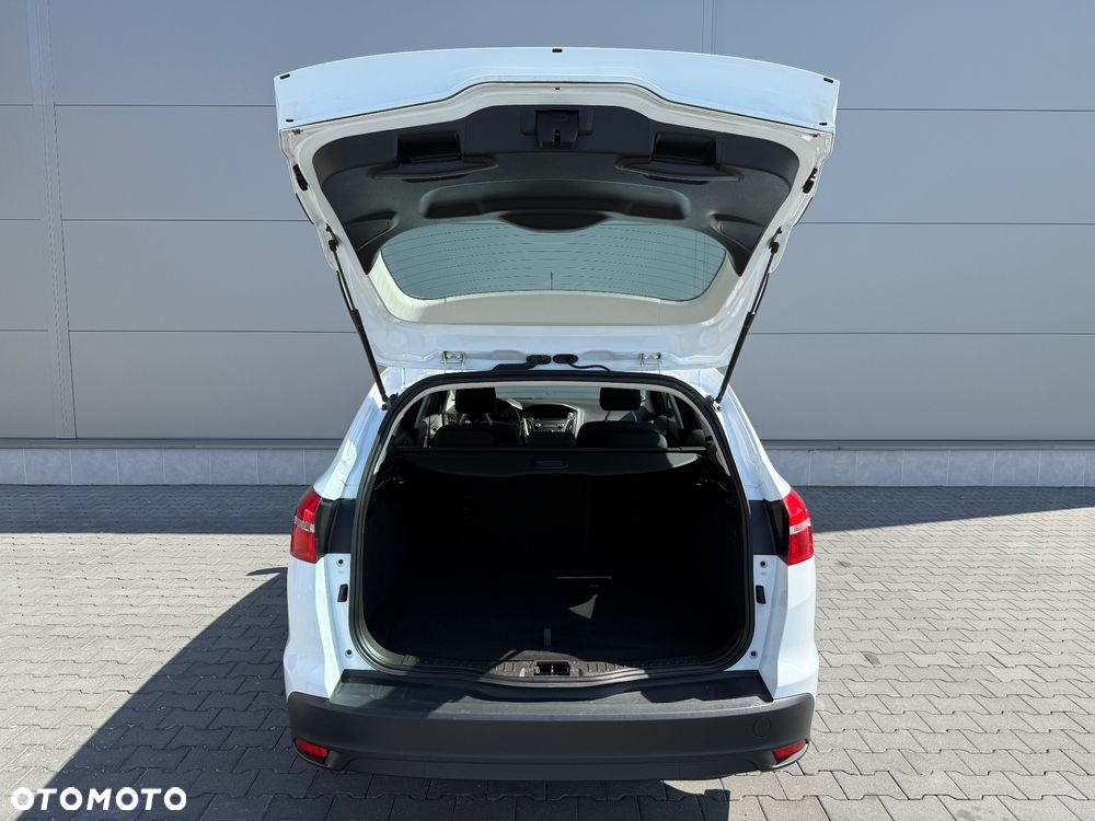 Ford Focus - 23