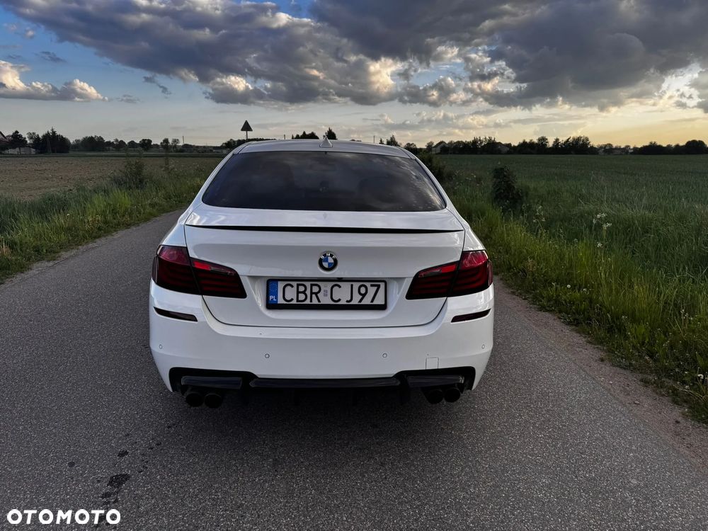 BMW Seria 5 535i - 7