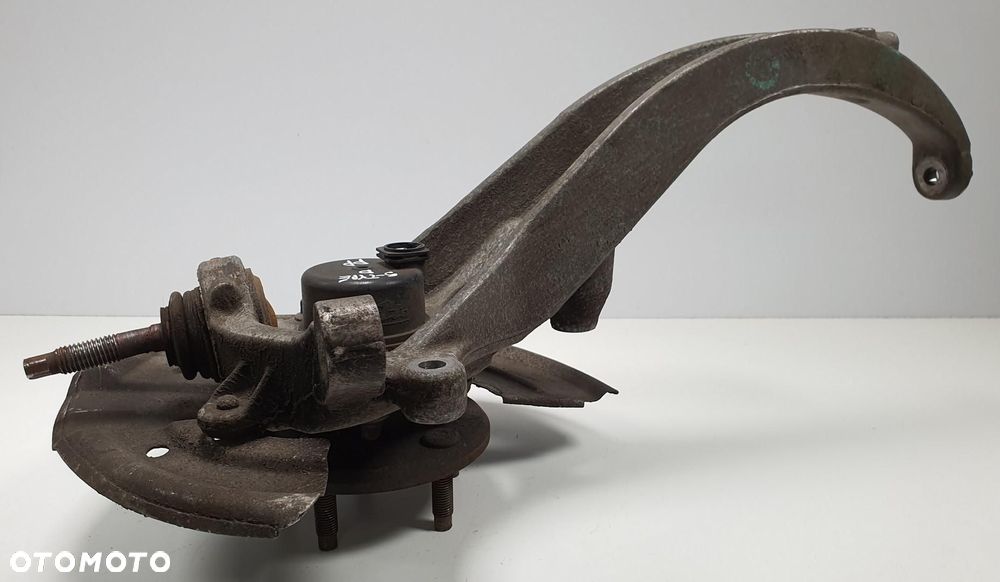 PIASTA ZWROTNICA PRAWY PRZÓD JAGUAR S-TYPE - 2