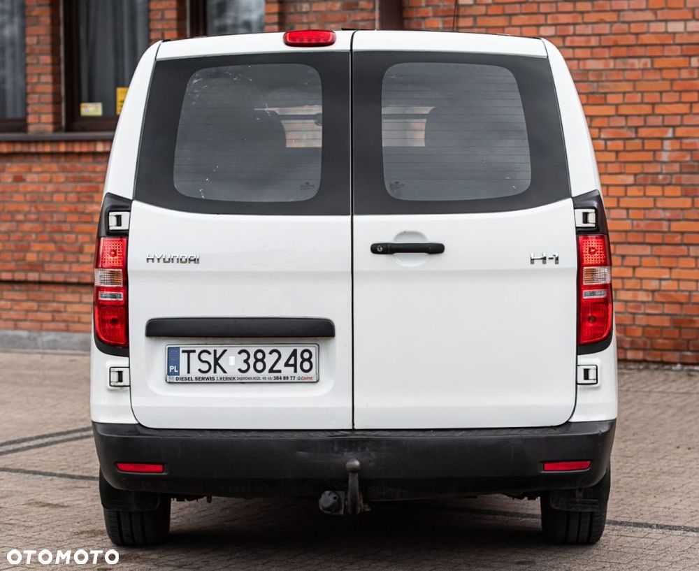 Hyundai H-1 - 13
